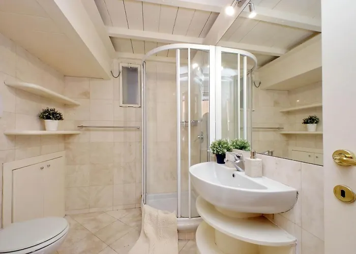 Borgo Comfortable Loft Апартаменты *